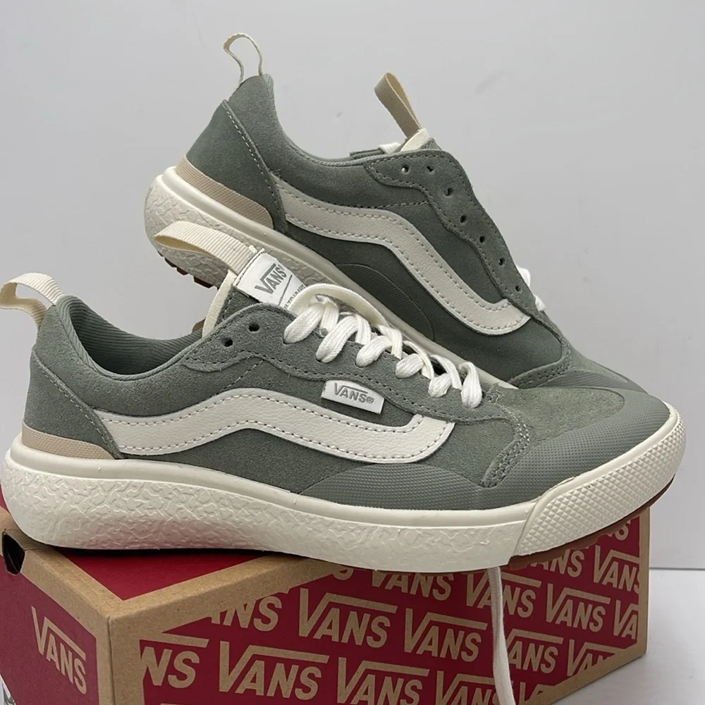 Vans WMNS Gray Sneakers Ultrarange Exo Se (Pop) Sea Grass/Marshmlow VN0A4UWMA2G